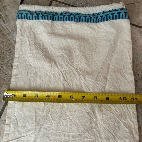 Tory Burch Cream Bag with Blue and Gold Accents - Picture 4 of 5